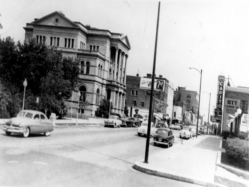 100 Block of W. High St. Looking East